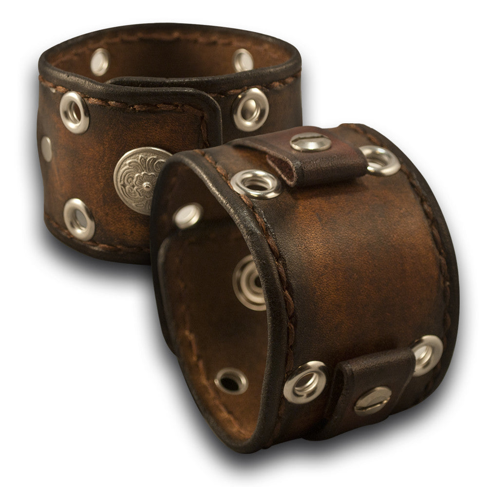 An application scenario or product detail of custom leather watch bands - Image 23