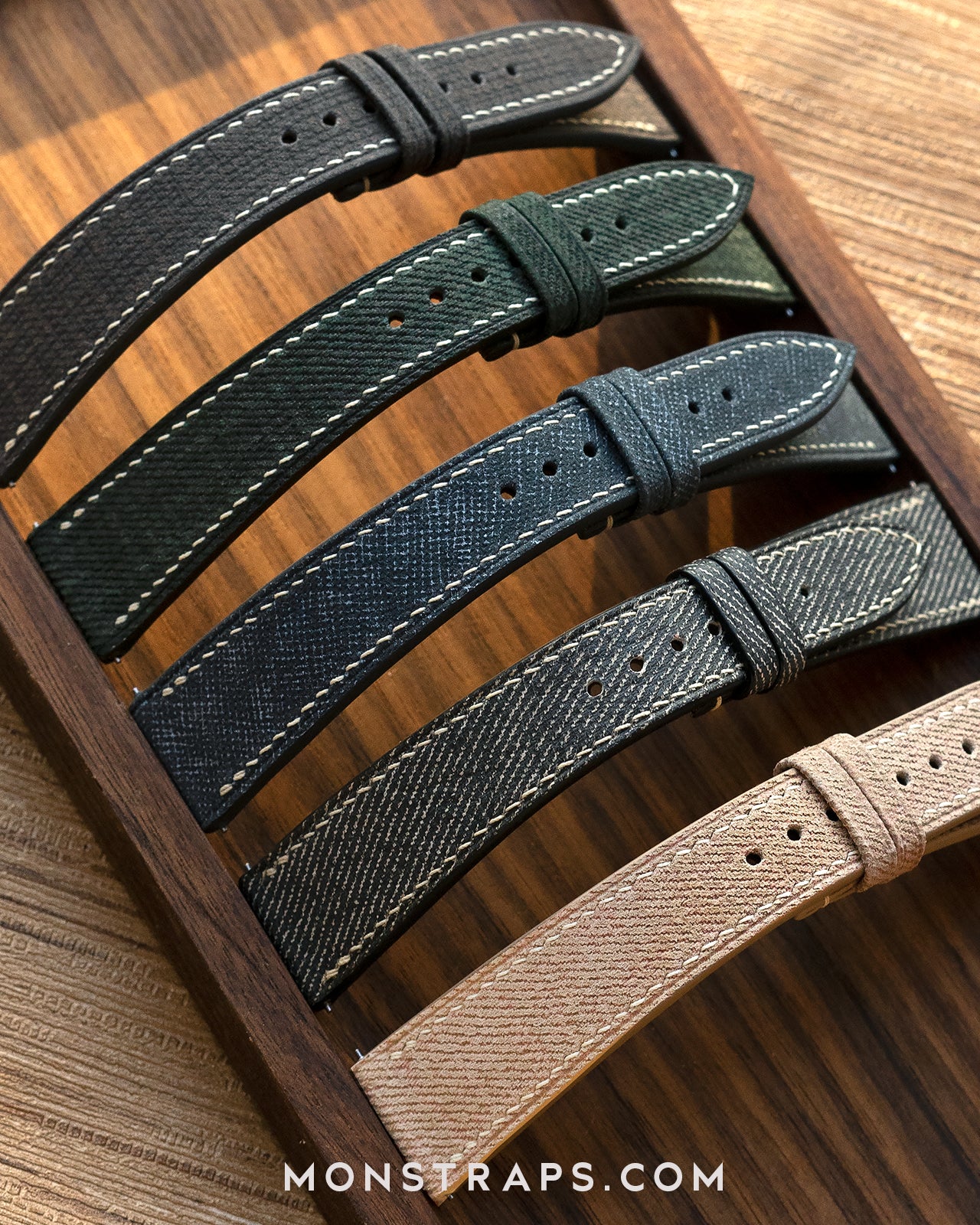An application scenario or product detail of custom leather watch straps - Image 10