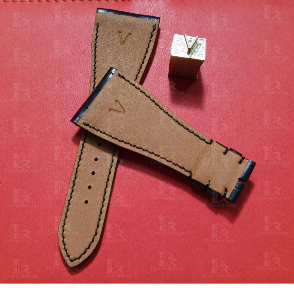 An application scenario or product detail of custom leather watch straps - Image 17