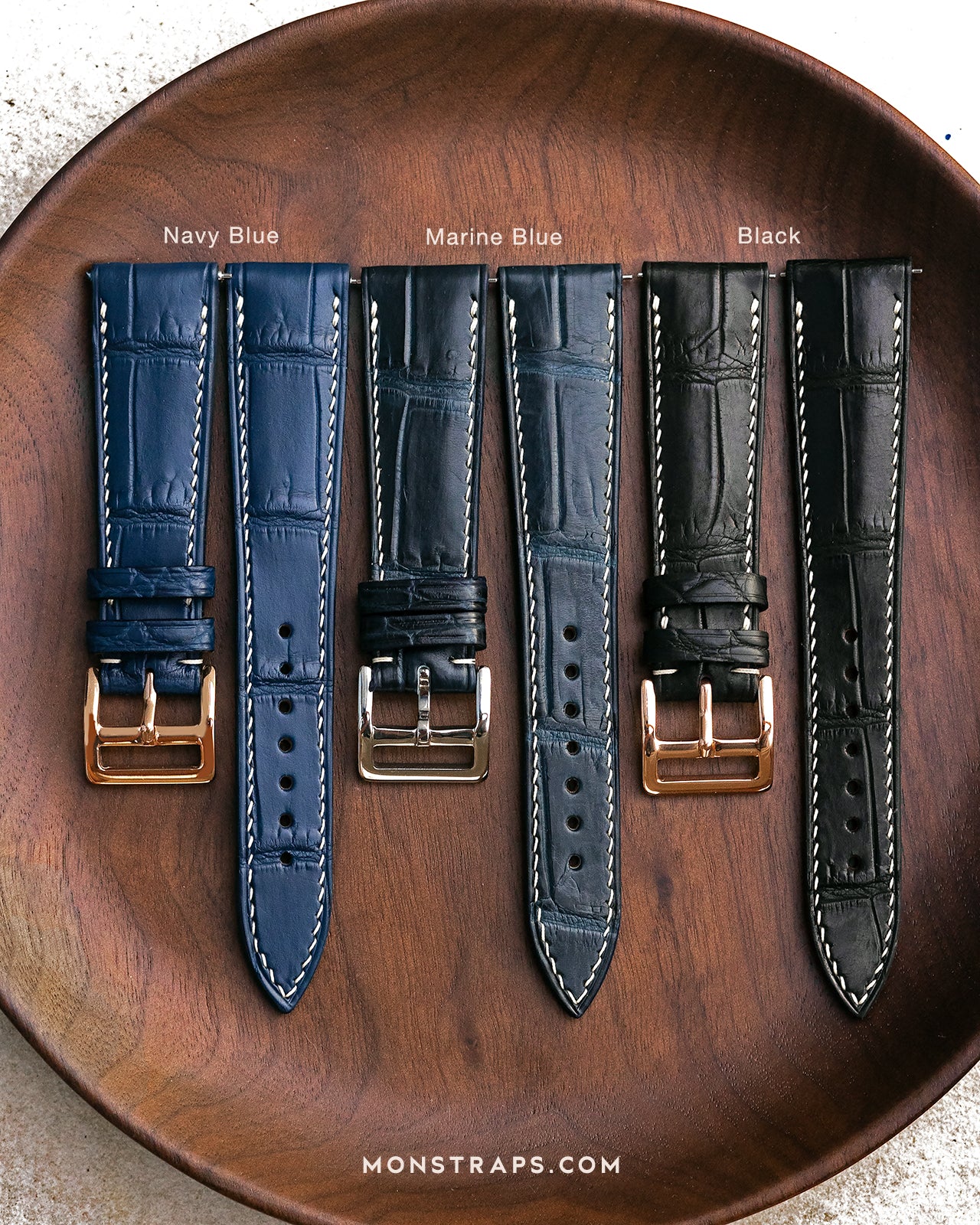 An application scenario or product detail of custom leather watch straps - Image 18