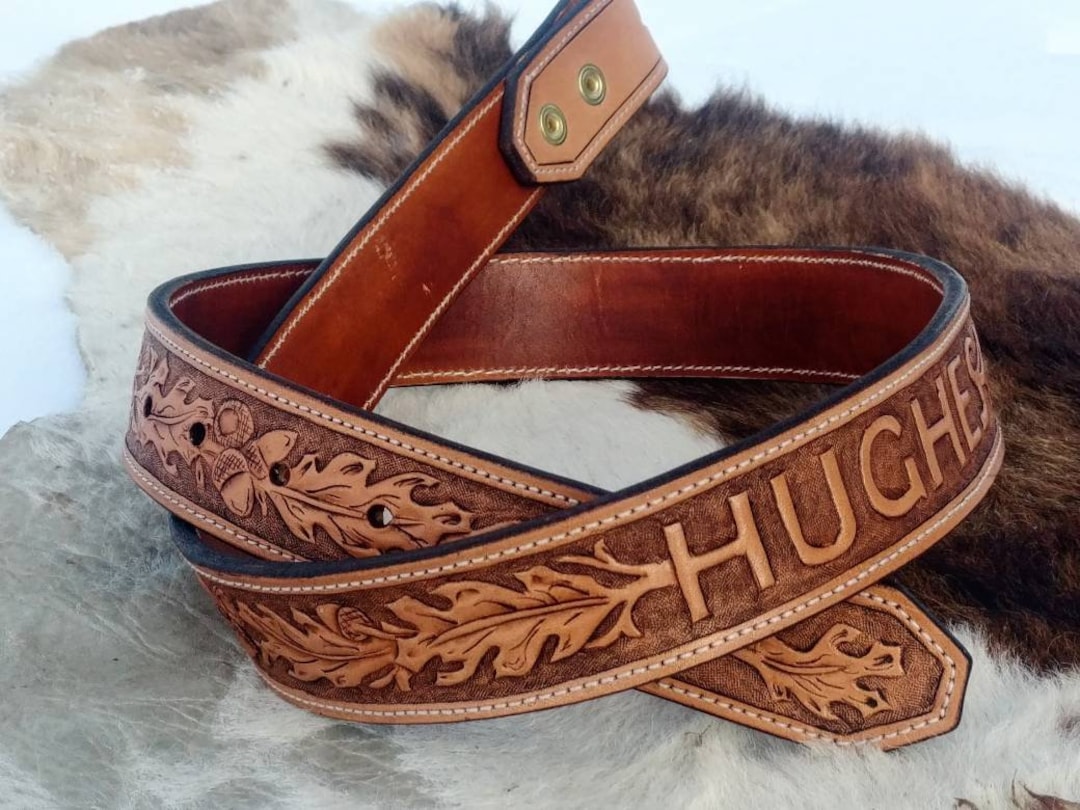 An application scenario or product detail of custom western leather belts - Image 4