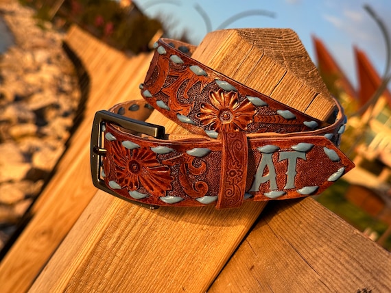 An application scenario or product detail of custom western leather belts - Image 8