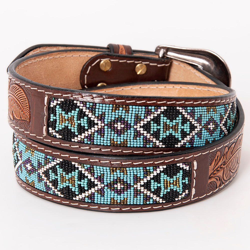 An application scenario or product detail of custom western leather belts - Image 16