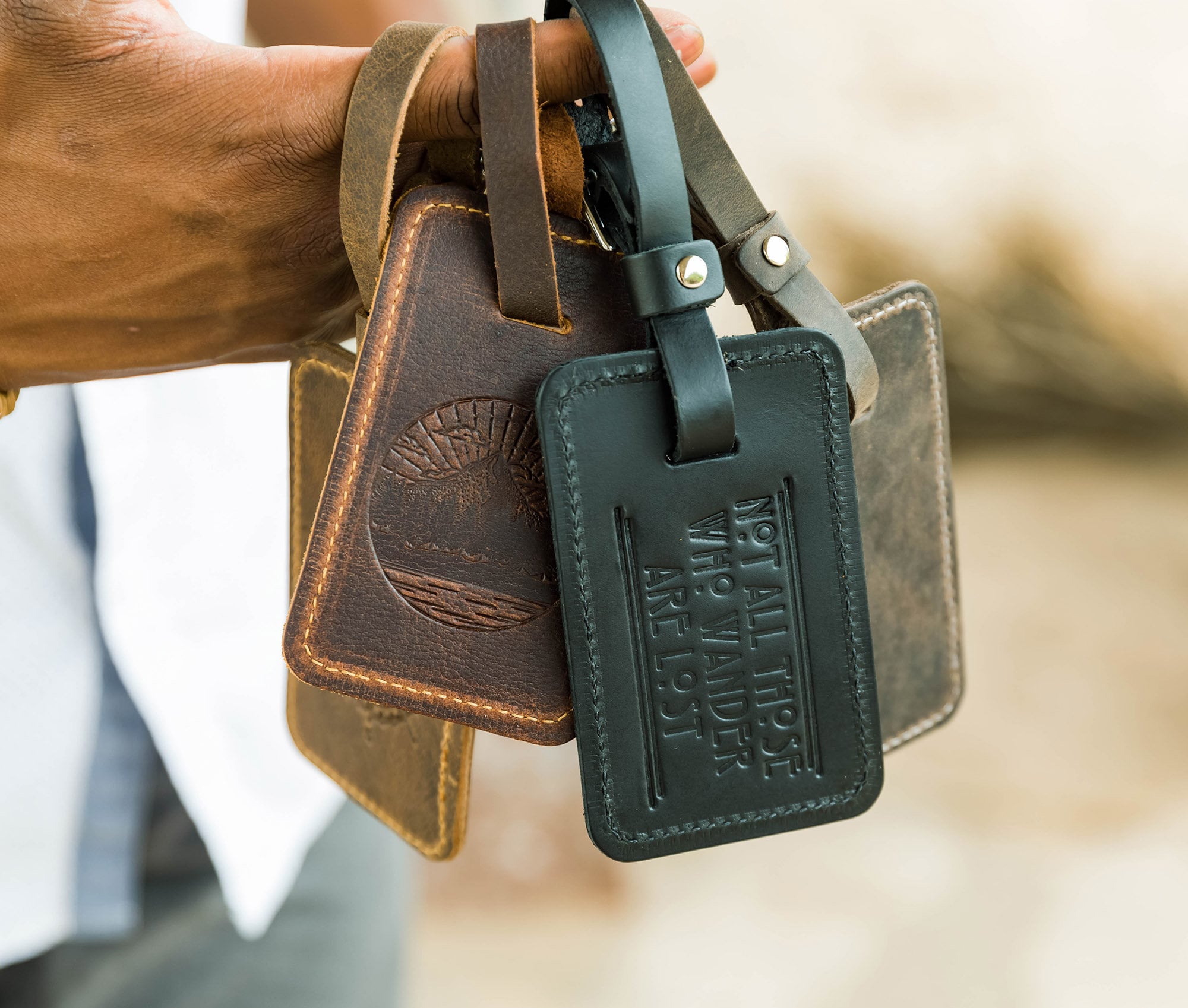 An application scenario or product detail of customized leather luggage tags - Image 1