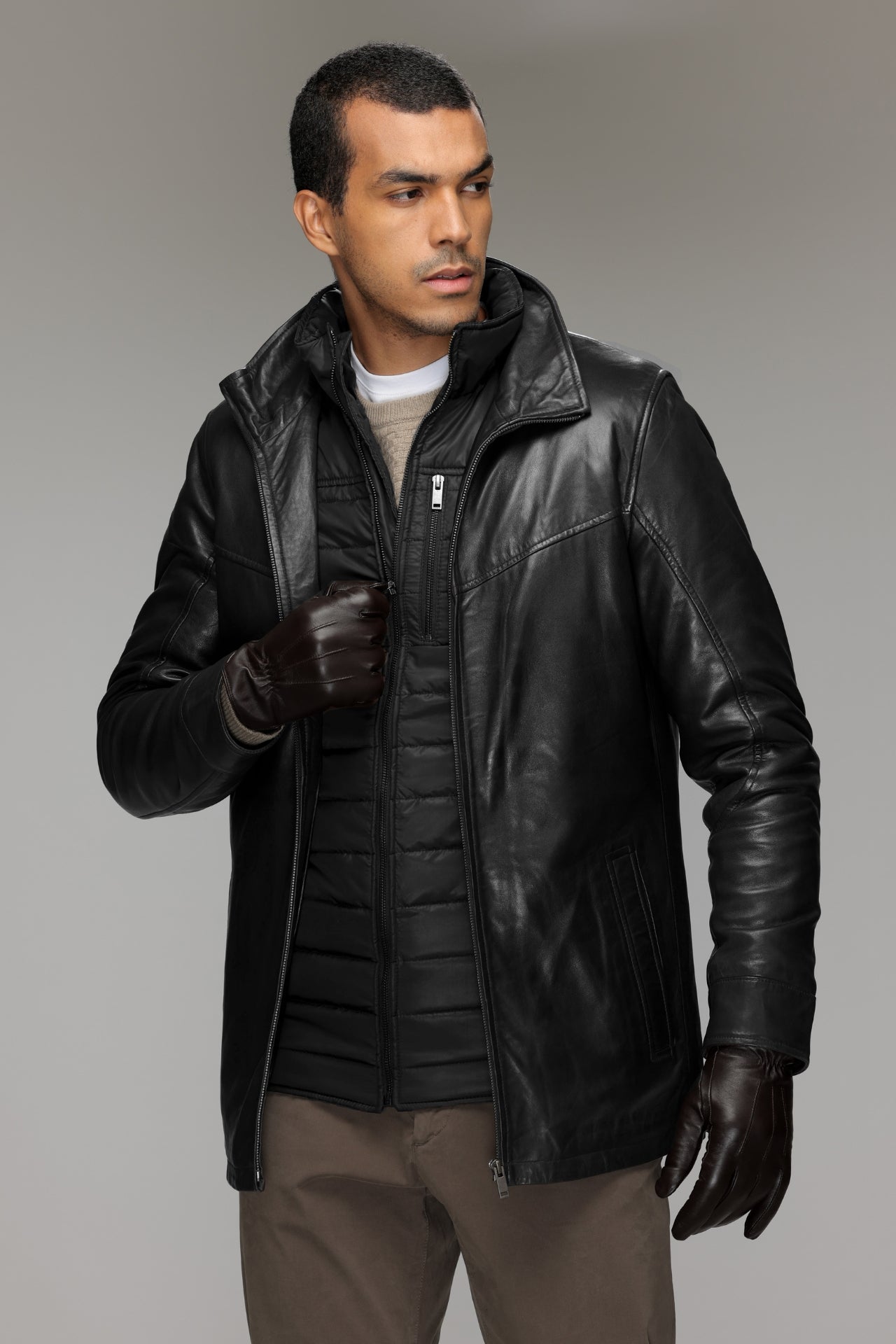 An application scenario or product detail of danier leather company - Image 13