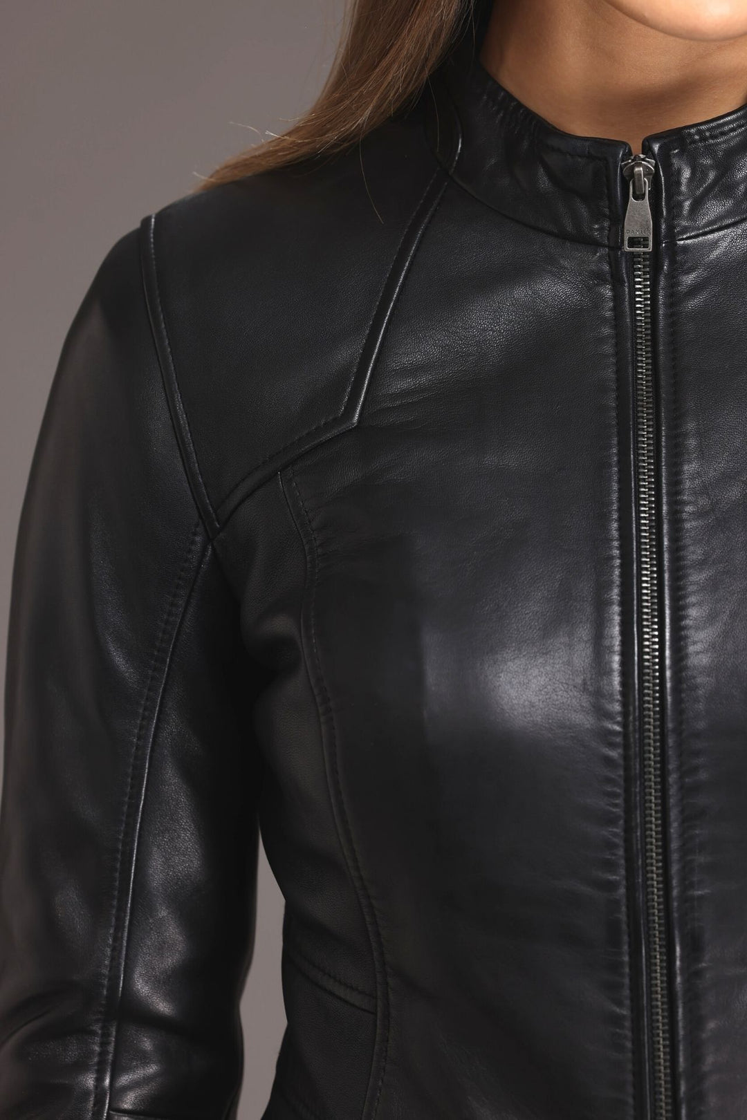 An application scenario or product detail of danier leather company - Image 17