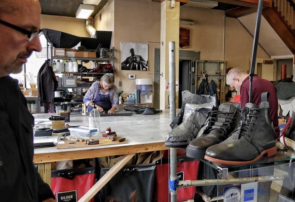 An application scenario or product detail of detroit leather company - Image 1