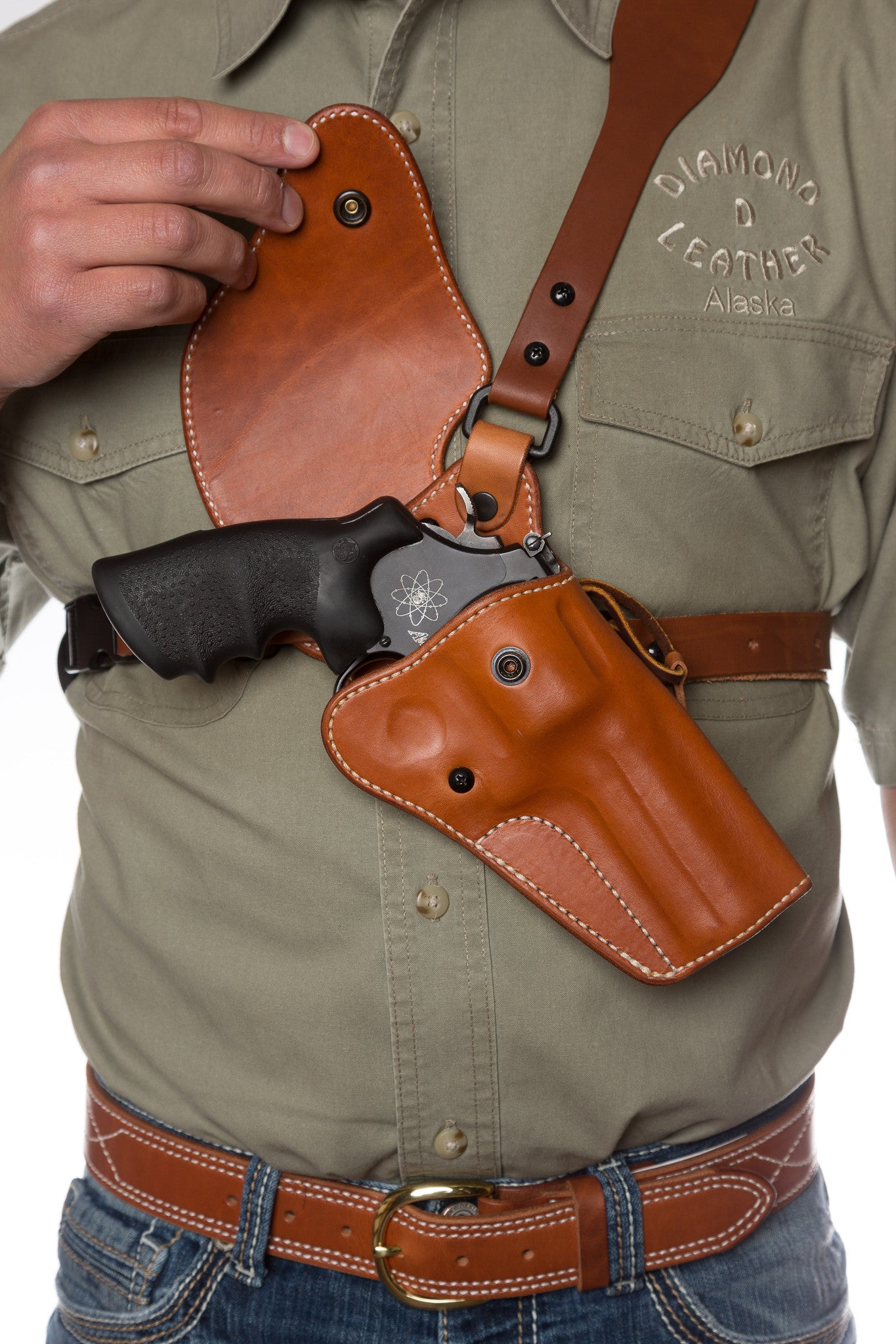 An application scenario or product detail of diamond d custom leather chest holster - Image 4