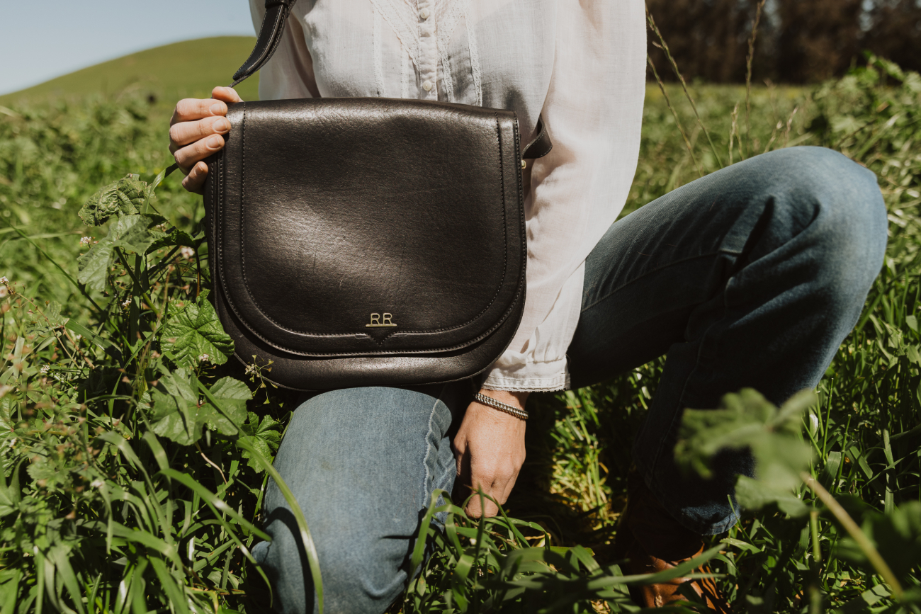 An application scenario or product detail of ecological leather - Image 18