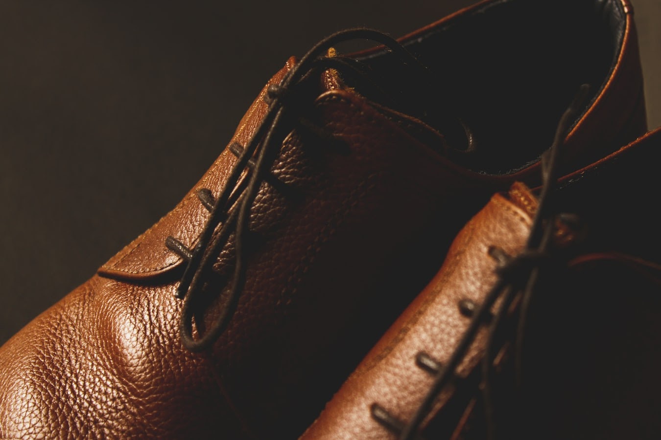 An application scenario or product detail of faux leather for shoes - Image 3