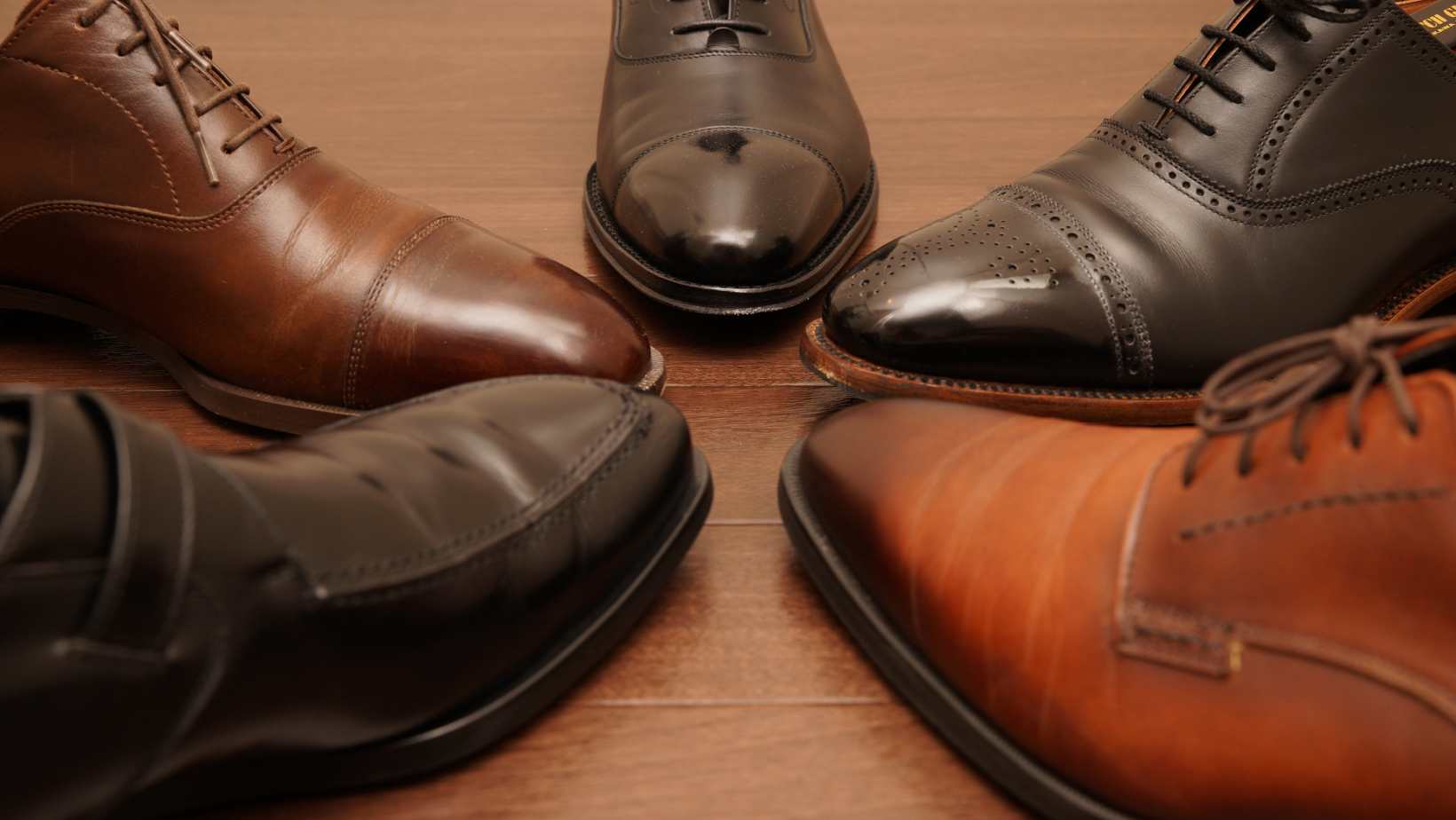 An application scenario or product detail of faux leather for shoes - Image 5