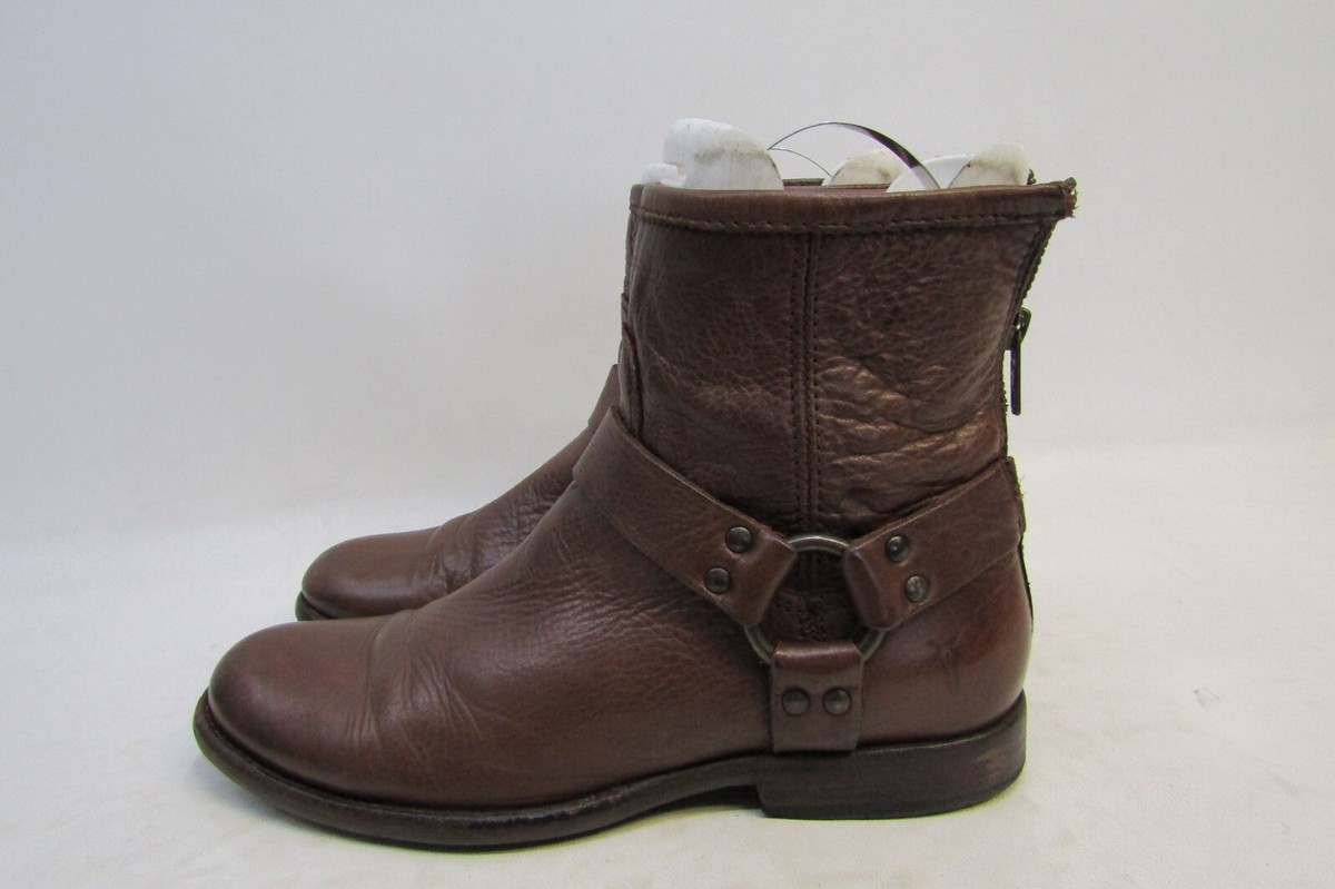 An application scenario or product detail of frye leather company - Image 6