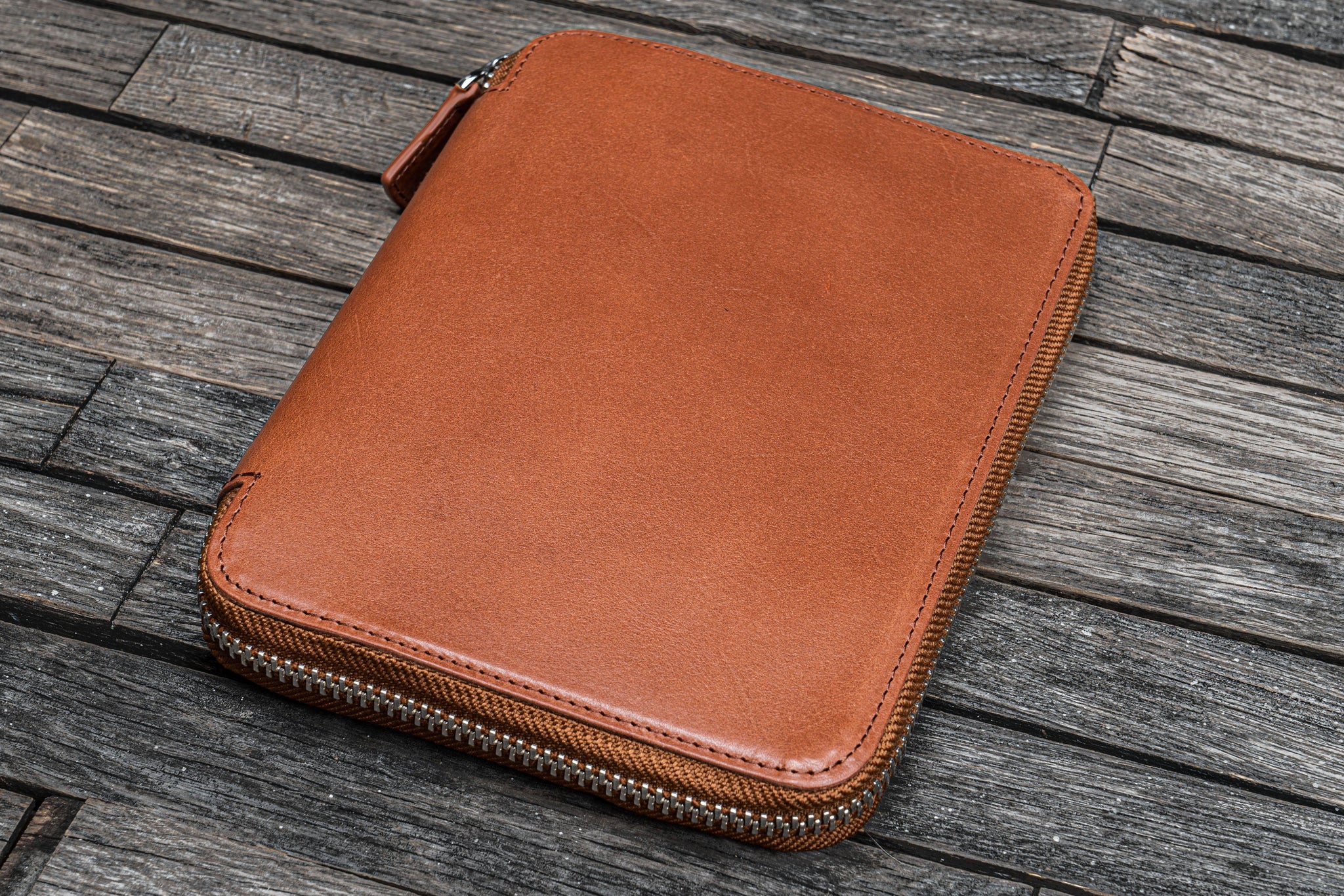 An application scenario or product detail of galen leather company - Image 14