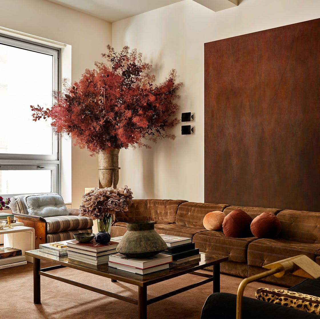 An application scenario or product detail of genuine suede sofa - Image 5