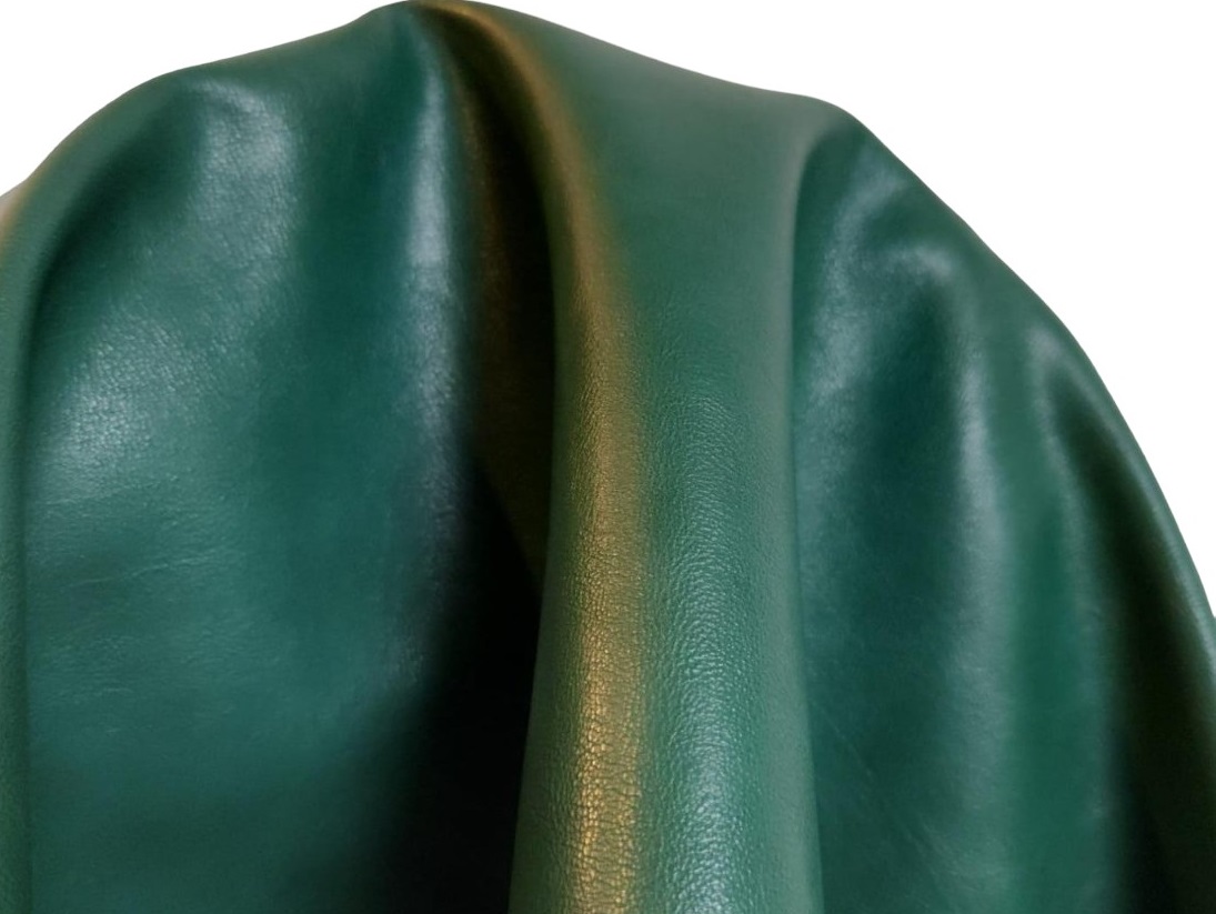 An application scenario or product detail of green leather fabric - Image 3
