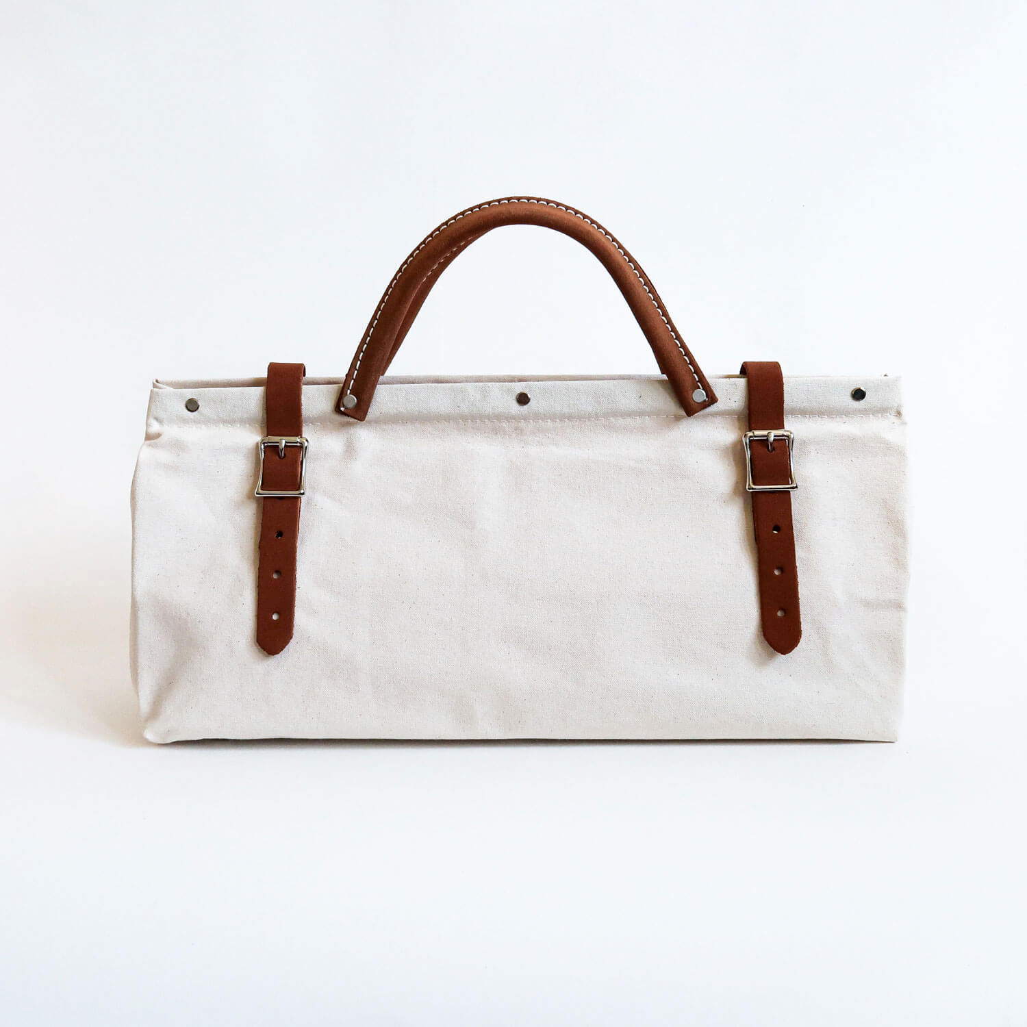 An application scenario or product detail of heritage leather company - Image 21