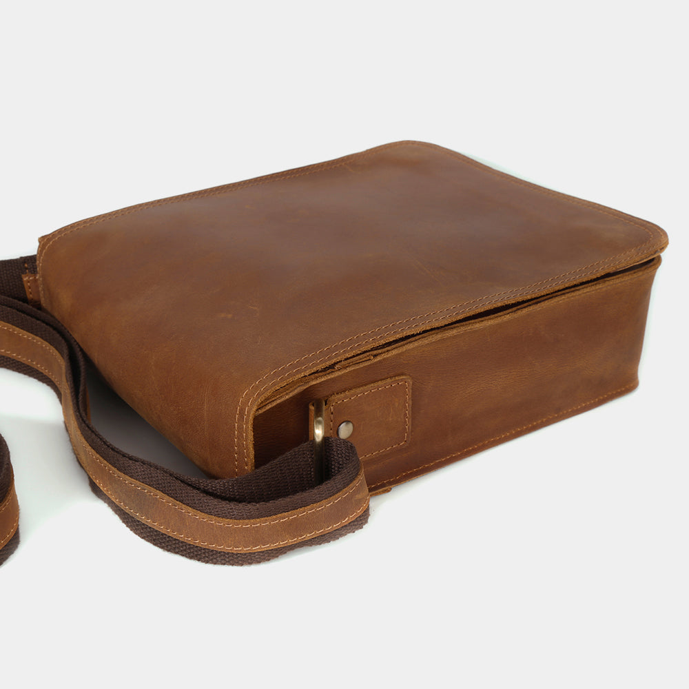 An application scenario or product detail of hickory leather company - Image 15