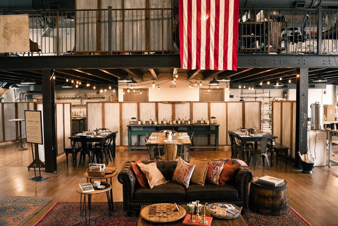 An application scenario or product detail of holtz leather company huntsville al - Image 21