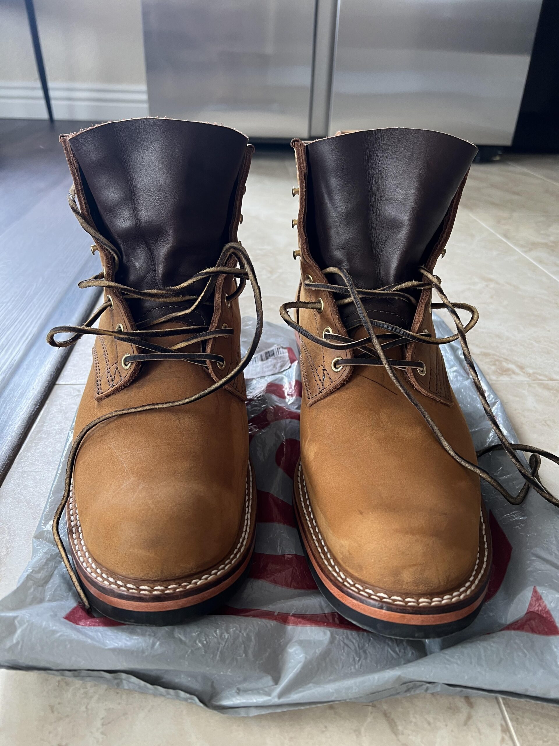 An application scenario or product detail of how to care for nubuck leather - Image 16