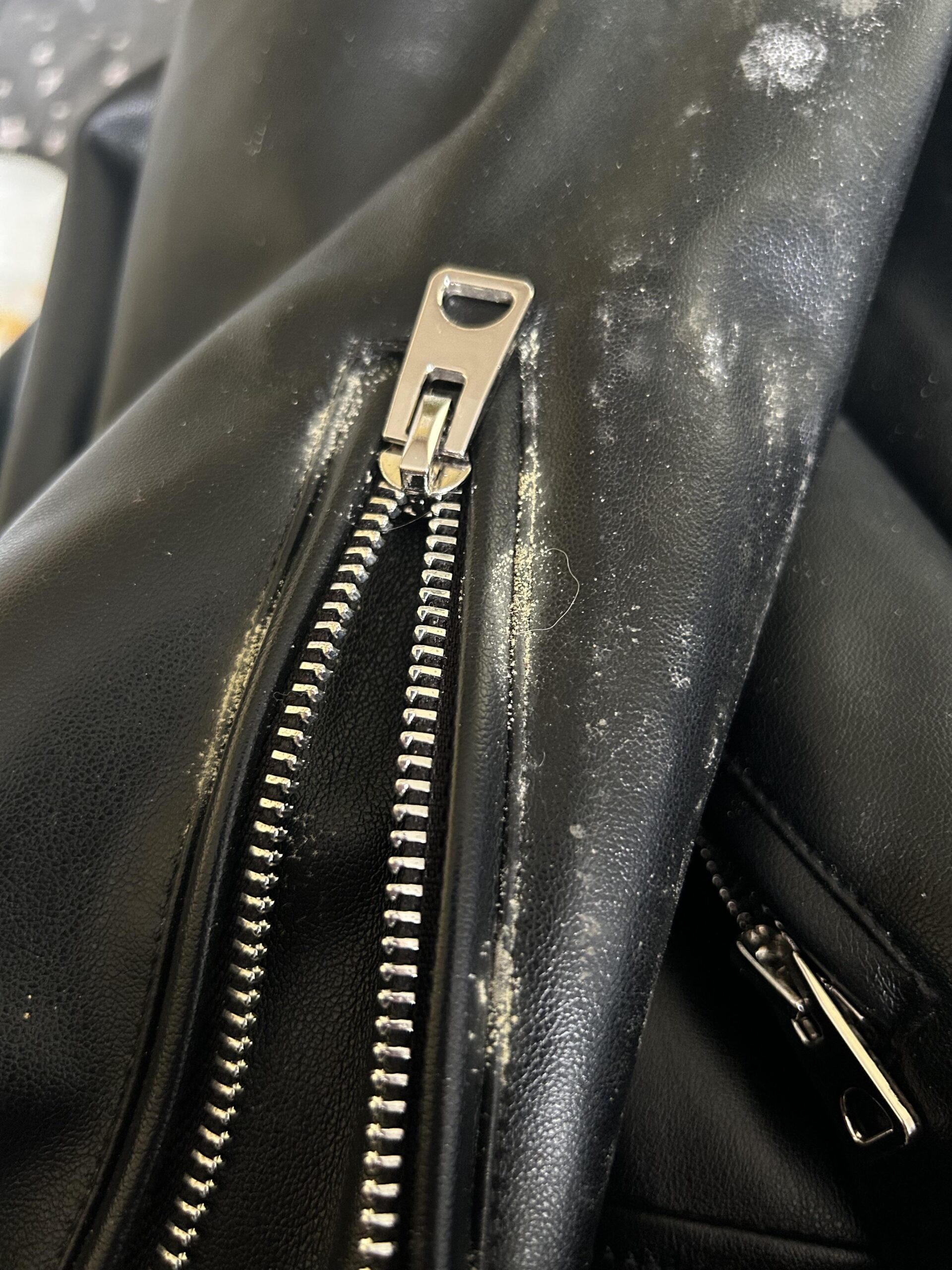 An application scenario or product detail of how to clean vegan leather - Image 19
