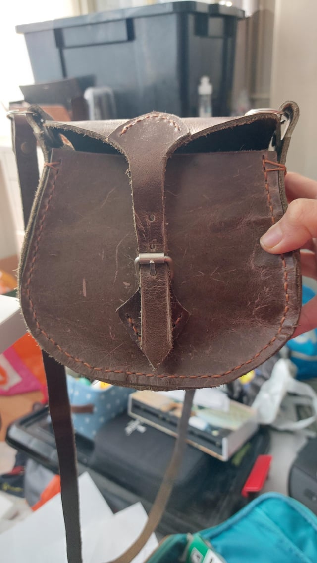 An application scenario or product detail of how to make a leather bag - Image 22