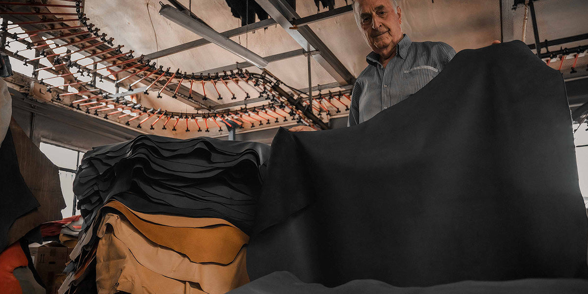 An application scenario or product detail of italian leather manufacturers - Image 9