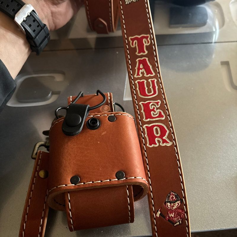 An application scenario or product detail of ladder company leather - Image 18