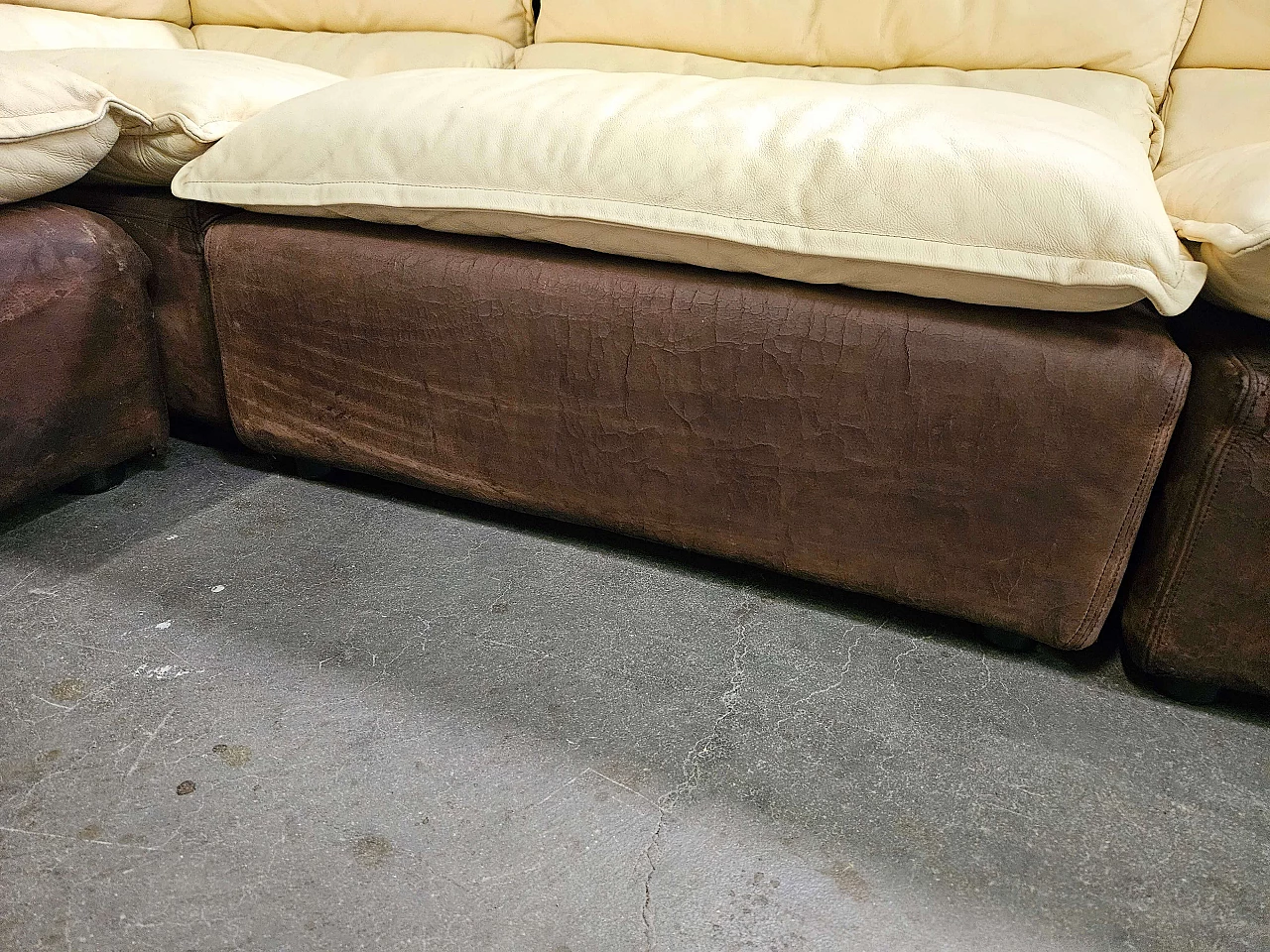 An application scenario or product detail of leather and suede sofa - Image 17