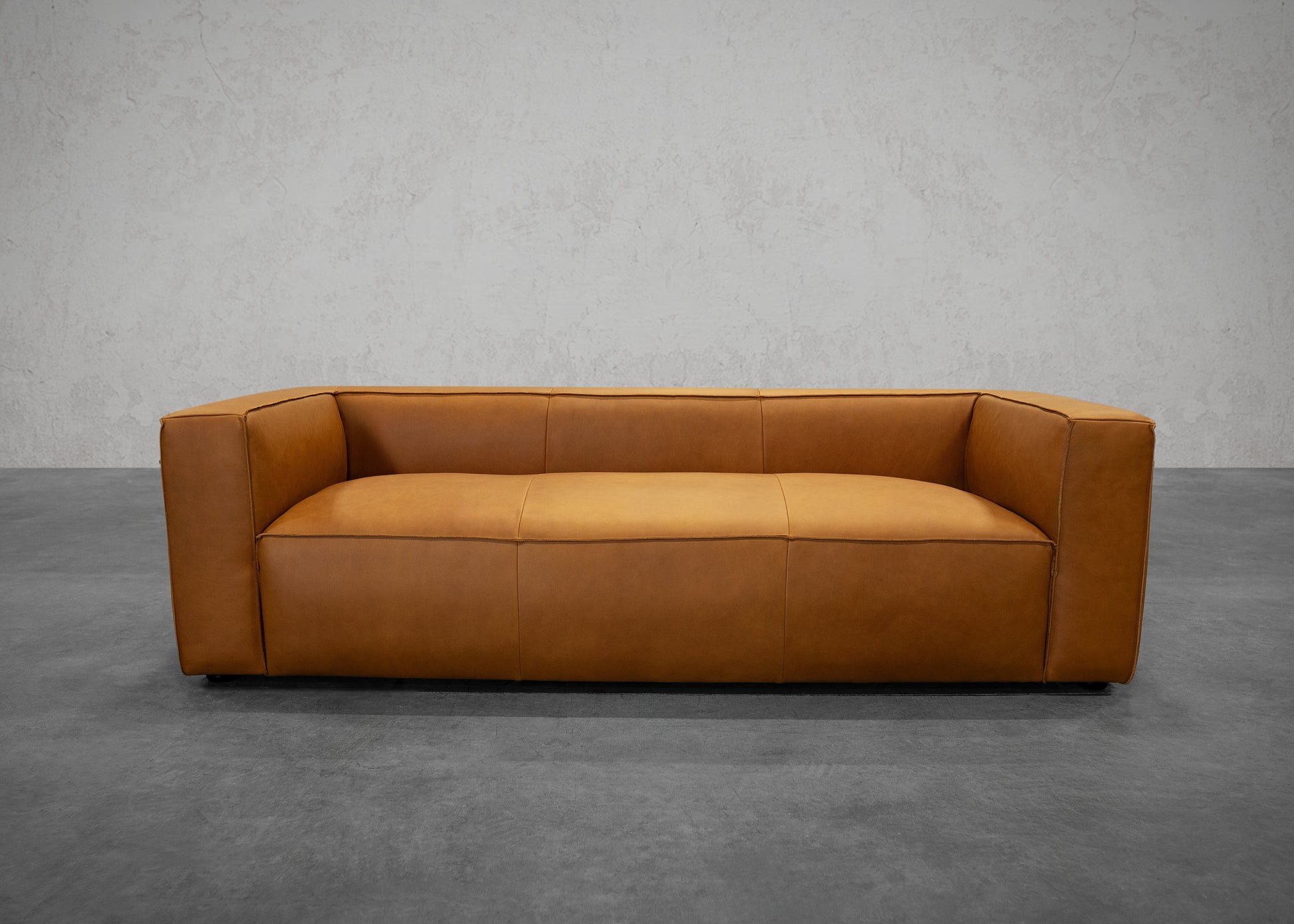 An application scenario or product detail of leather couch company - Image 2