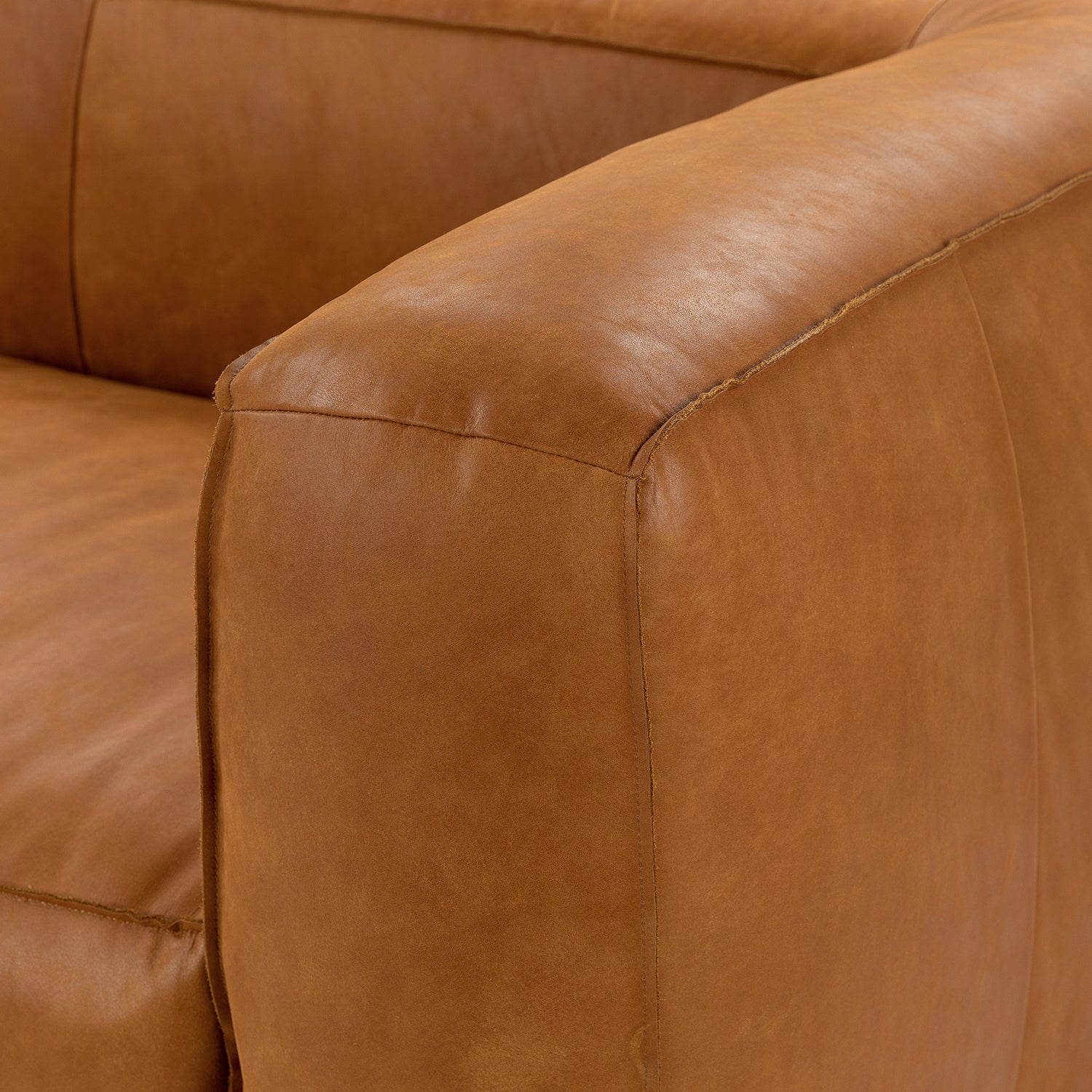 An application scenario or product detail of leather couch company - Image 19