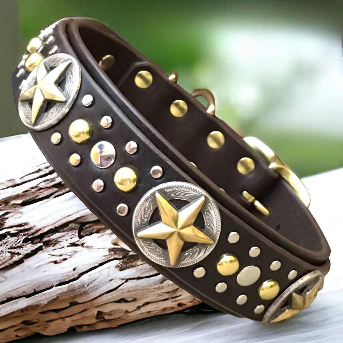 An application scenario or product detail of leather dog collars custom made - Image 13