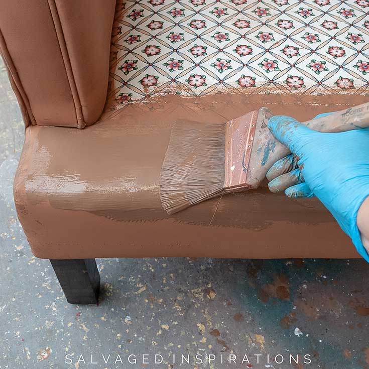 An application scenario or product detail of leather fabric paint - Image 17