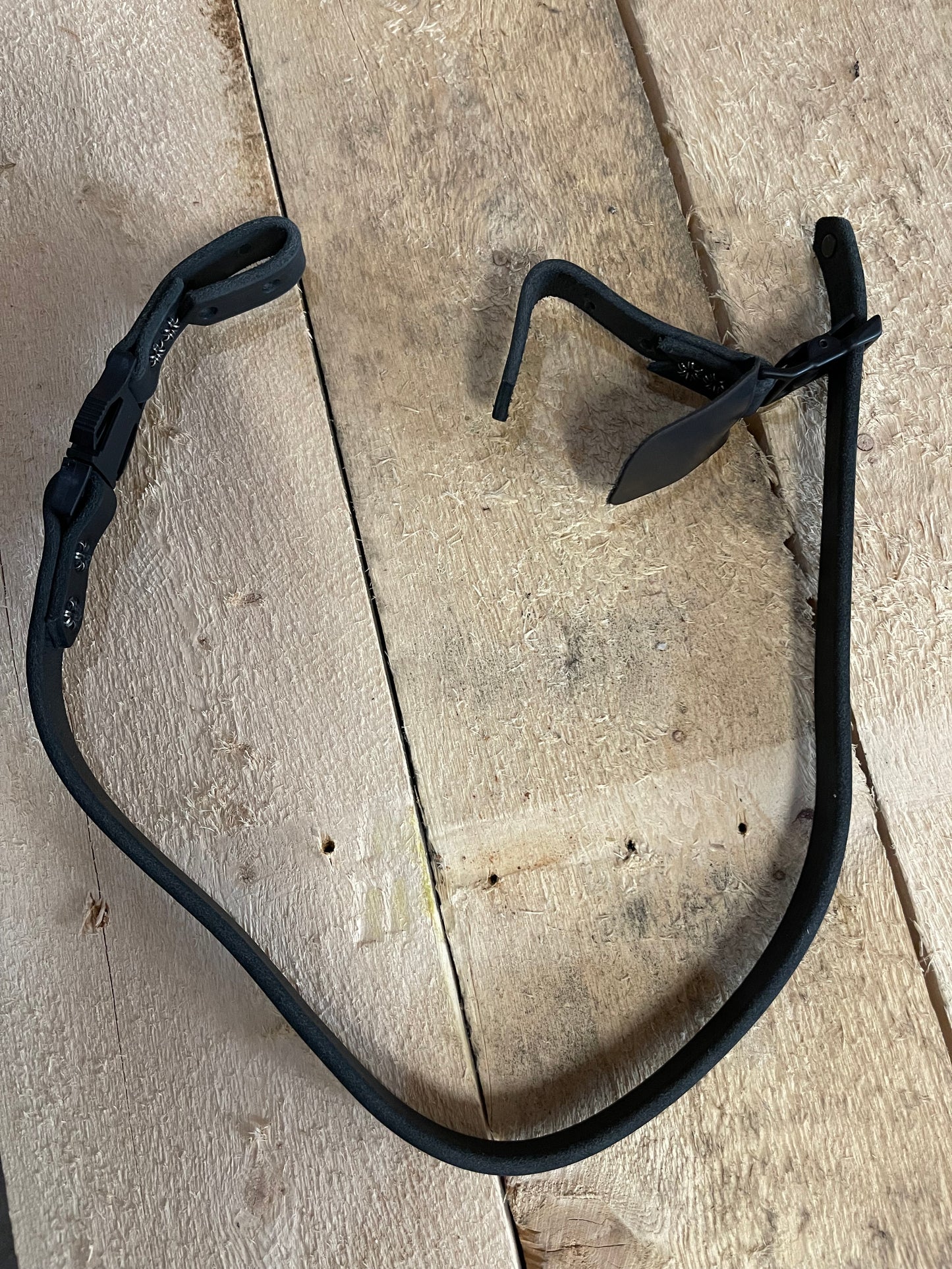 An application scenario or product detail of leather helmet chin strap - Image 20