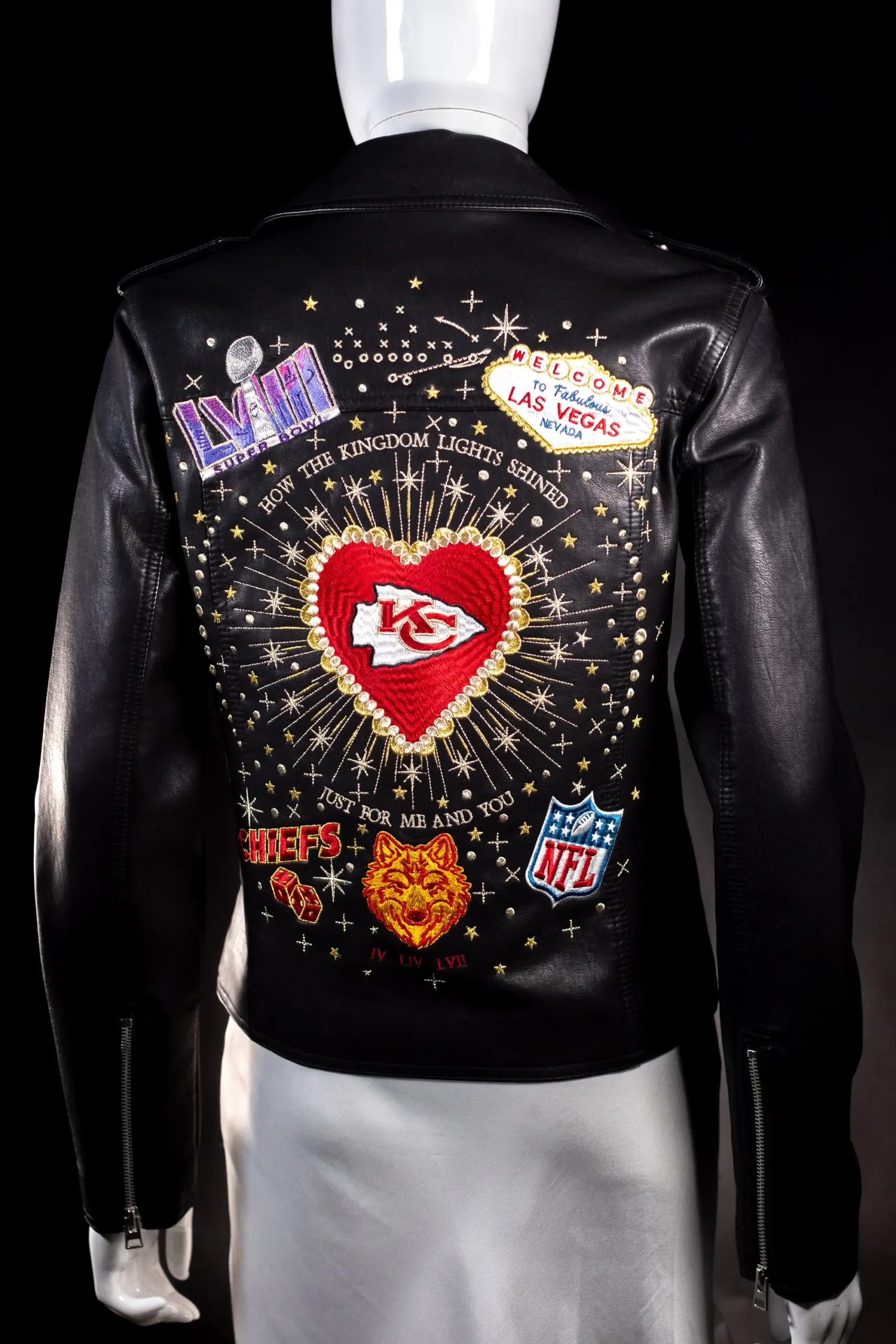 An application scenario or product detail of leather jacket custom embroidery - Image 16