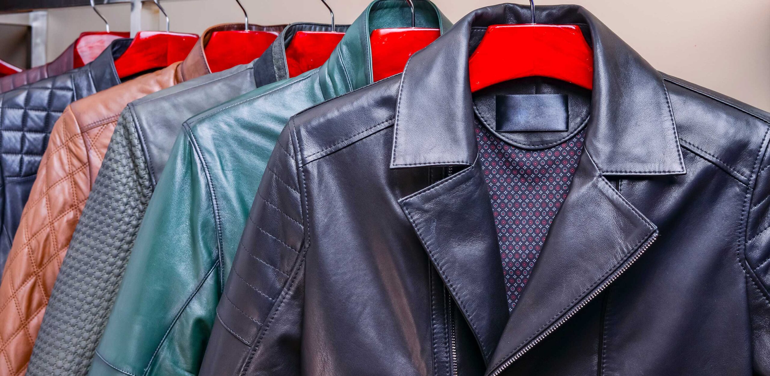 An application scenario or product detail of leather lining - Image 12