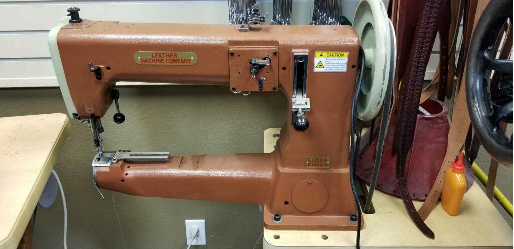 An application scenario or product detail of leather machine company cobra class 4 - Image 19