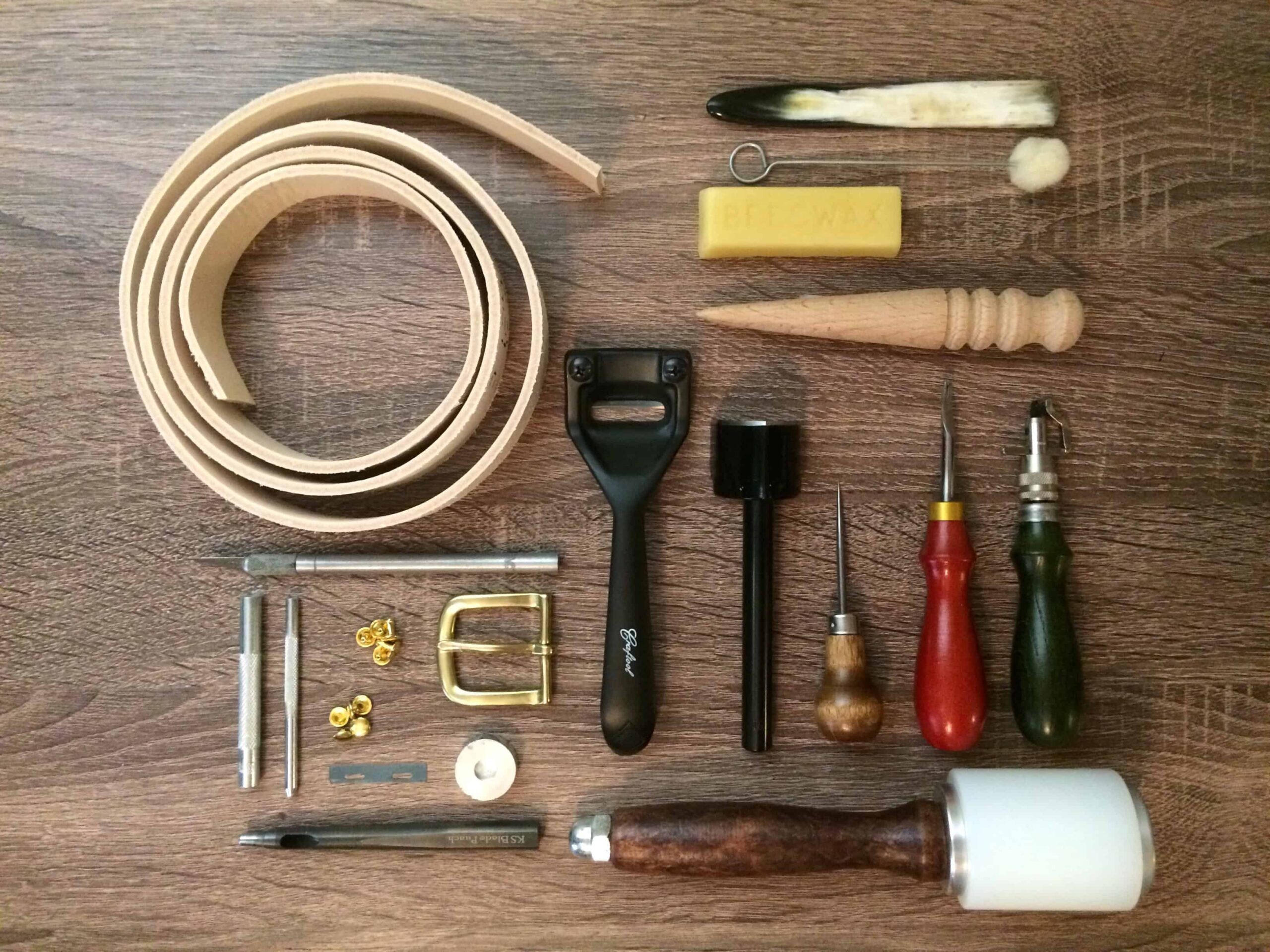 An application scenario or product detail of leather making tools and supplies - Image 18