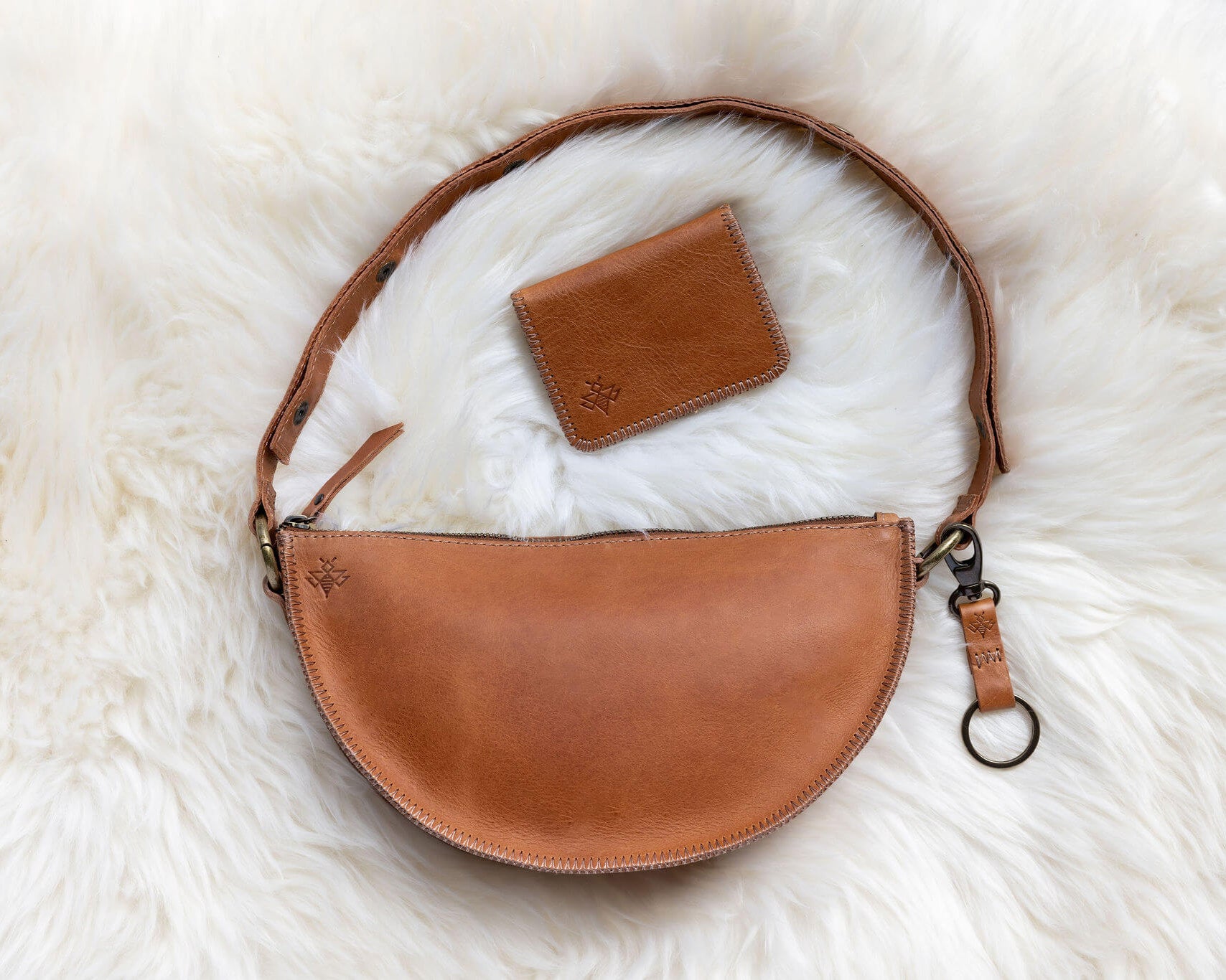 An application scenario or product detail of lyons leather company - Image 3