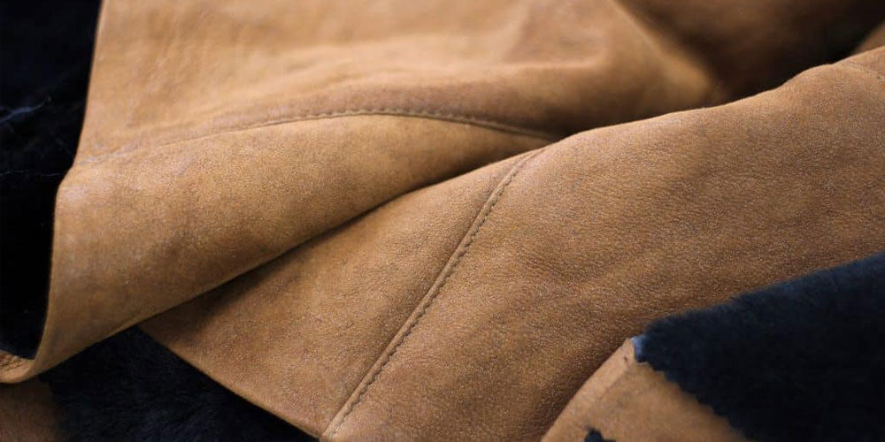 An application scenario or product detail of nubuck leather maintenance - Image 6