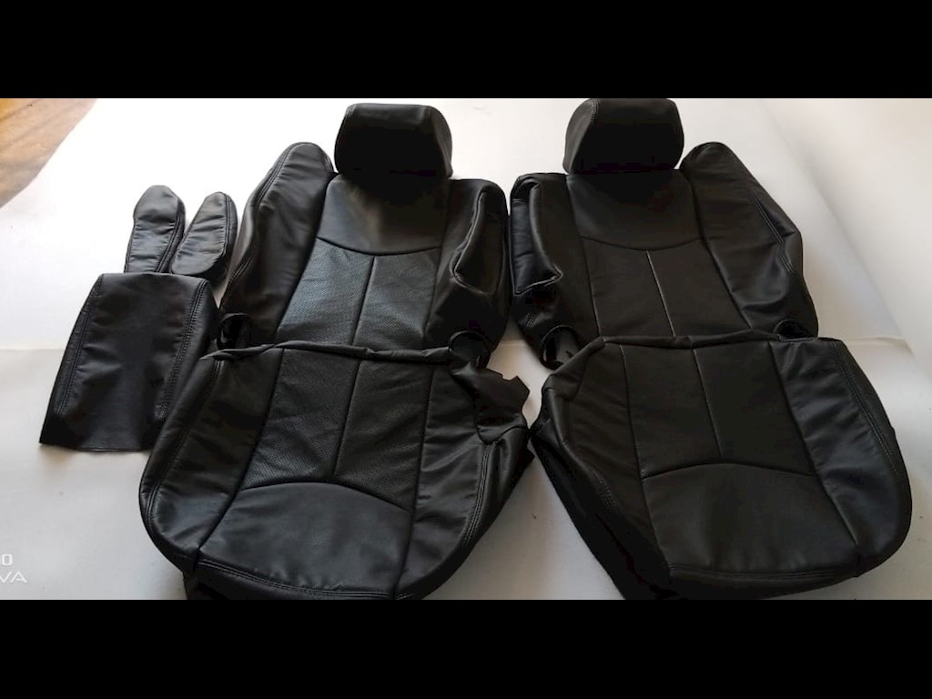 An application scenario or product detail of oem replacement leather seat covers - Image 1