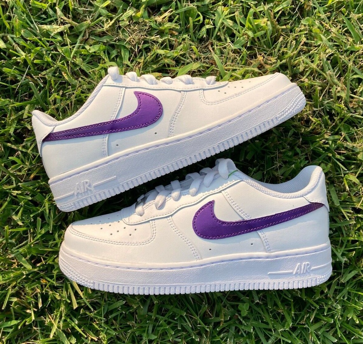 Featured image for the pearlescent shoes guide