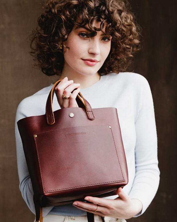 An application scenario or product detail of portland leather company treet - Image 7