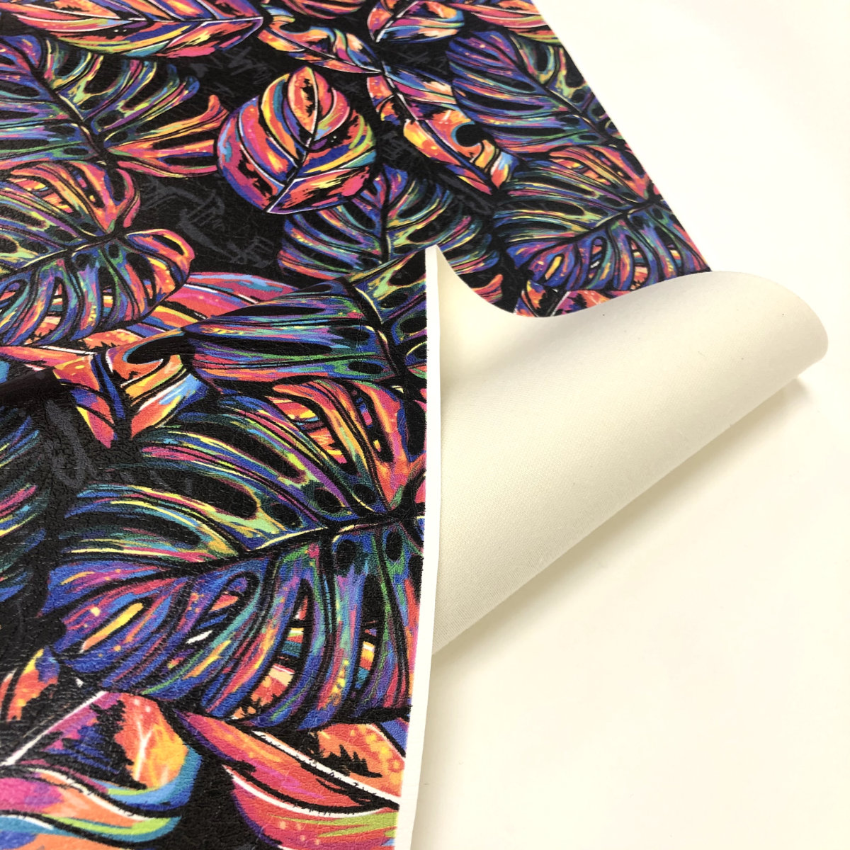 An application scenario or product detail of printed leatherette fabric - Image 11