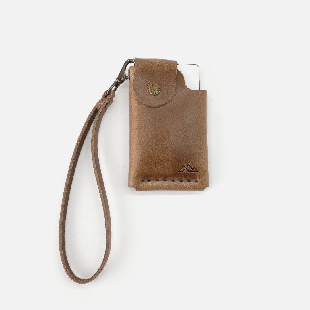 An application scenario or product detail of range leather company - Image 11