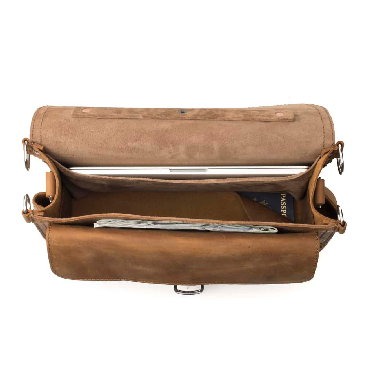 An application scenario or product detail of saddleback leather company briefcase - Image 13