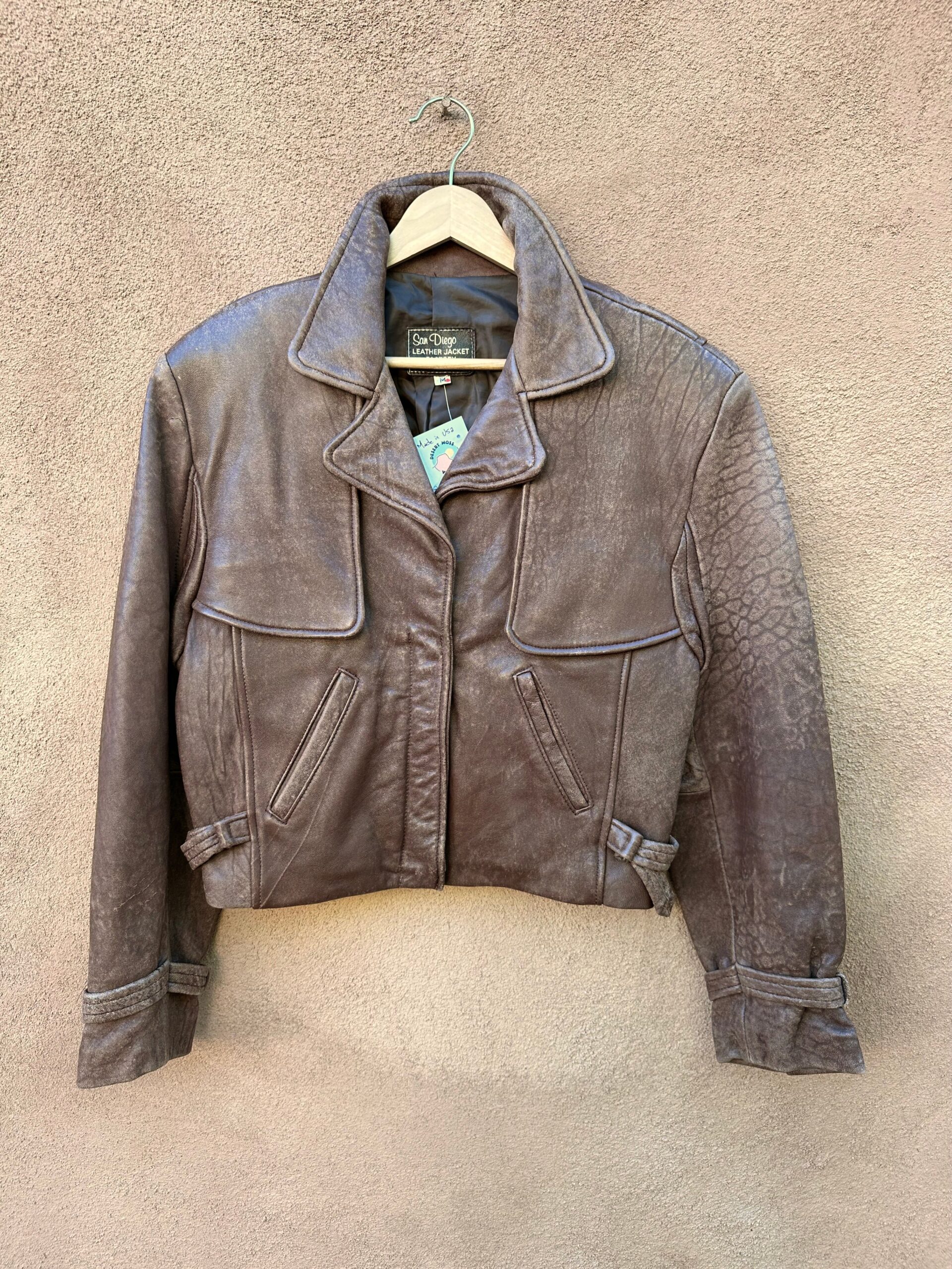 An application scenario or product detail of san diego leather jacket factory - Image 5