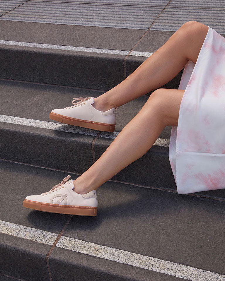 An application scenario or product detail of sneaker lining - Image 10