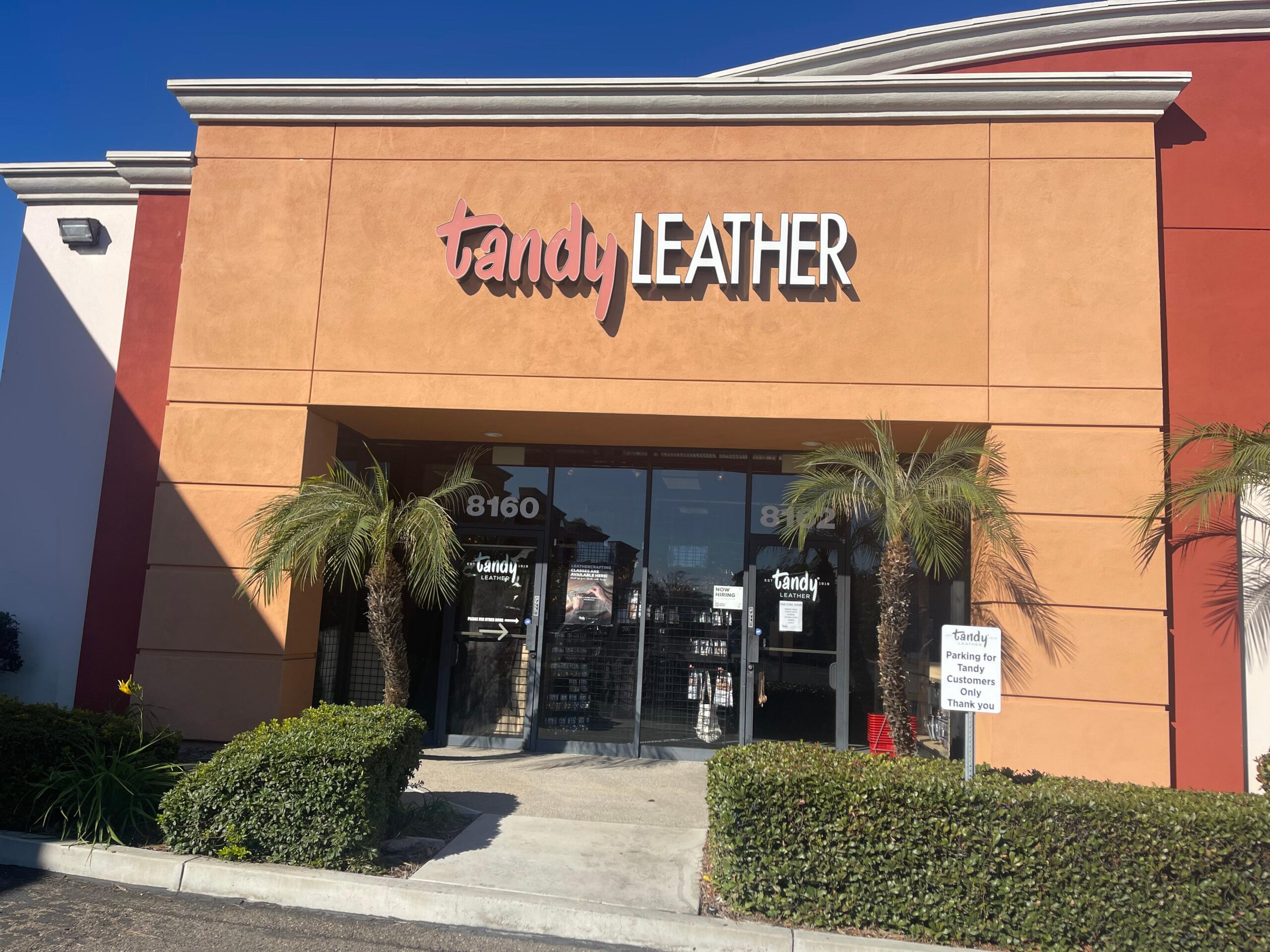 An application scenario or product detail of tandy leather factory hours - Image 16