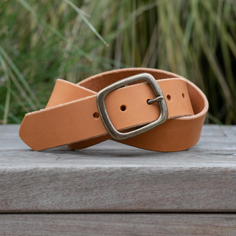 An application scenario or product detail of veg leather belt - Image 21