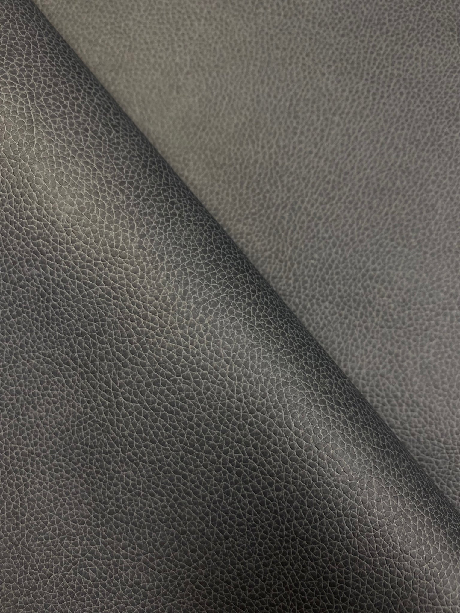 An application scenario or product detail of vinyl leather fabric - Image 24